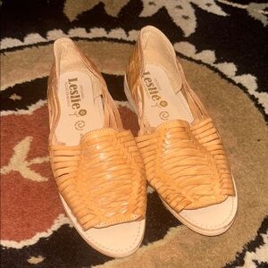 Women's Tan Woven Shoes